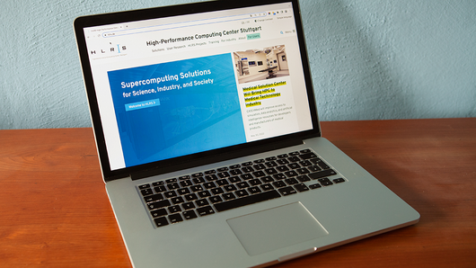 Laptop with new HLRS website open in browser.