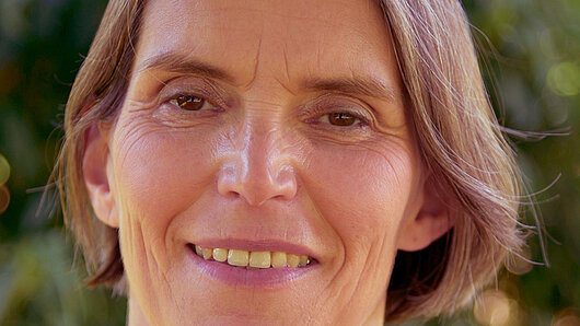 Photo of Dr. Monika Wierse.