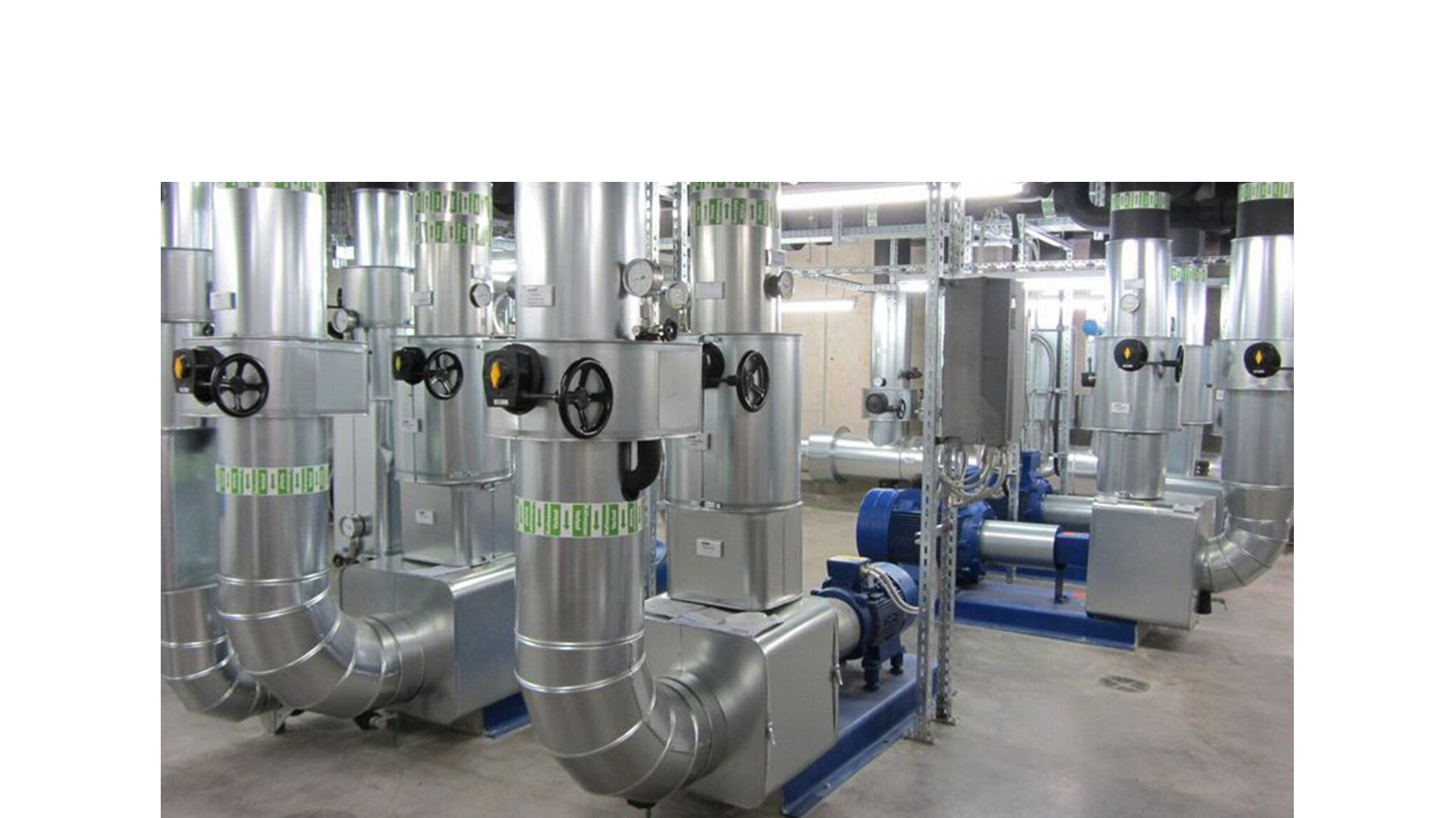 Photo of cooling machinery at HLRS