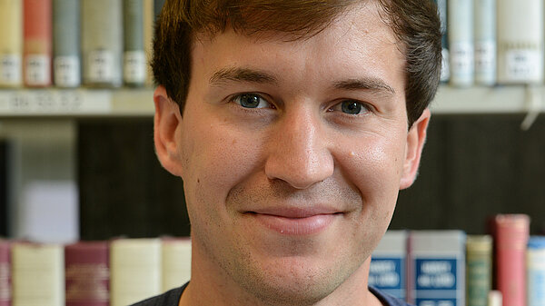 Portrait photo of Matthias Ibach