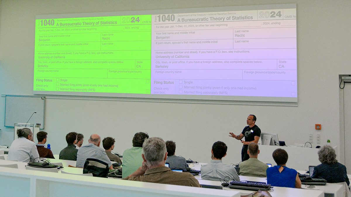 Photo of lecture in HLRS auditorium during SAS25 conference.